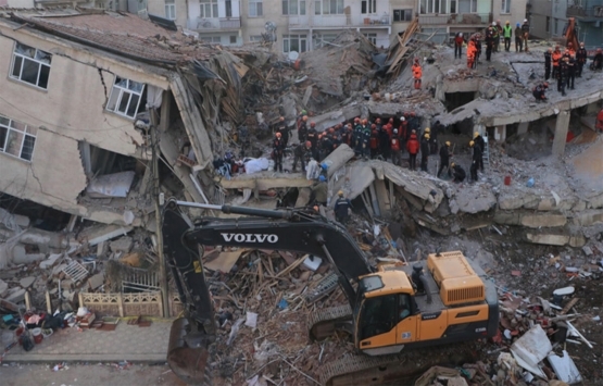 Elazığ Dilek Sitesi'ndeki bina çürük çıktı!