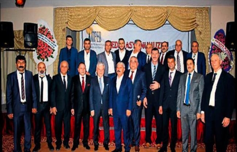 İzmir Müteahhitler Federasyonu Hasan Topal'ı eleştirdi!