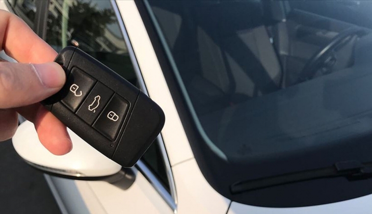 Hayaller rafa kaldırıldı! 2. el arabalara satış yasağı mı geldi? 