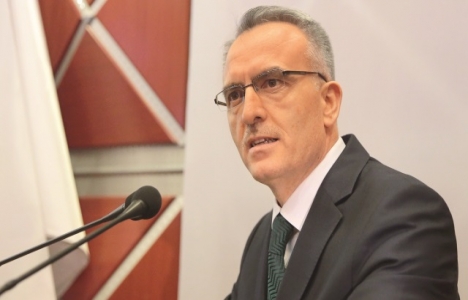 Naci Ağbal: Yabancı yatırımcı Türkiye'ye güveniyor!