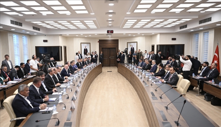 Milyonlarca kişinin gözü yeni maaş zamlarında! Memur ve memur emeklileri müzakere sürecine kilitlendi!