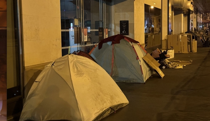 Avrupa da evsiz sayısı katlanıyor! Daha fazla sosyal konut ve uzun vadeli çözüm gerekiyor!
