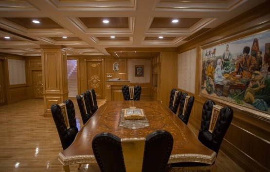 Dubai Emiri nin Darıca daki gözkamaştıran altın kaplama malikanesi!