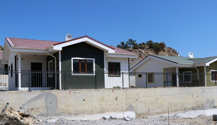 Deprem konutları tamamen köy evi gibi 3 veya 4 katlı olarak inşa edilecek!