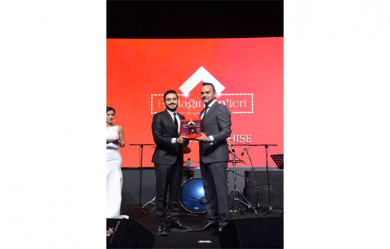 Emlağın En'lerinde RE/MAX Türkiye'ye ödül yağmuru!