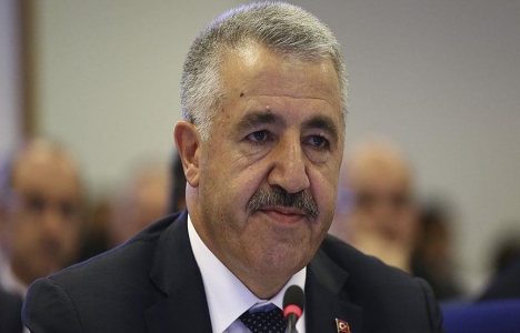 Ahmet Arslan: 3. havalimanı ödüle doymuyor!