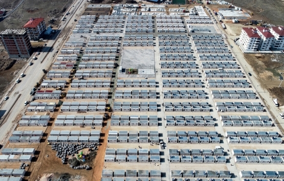 Elazığ daki depremzedeler konteyner evlere yerleşiyor!