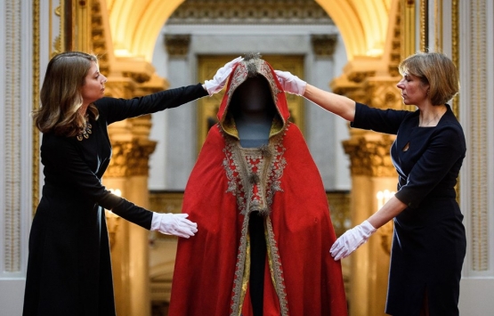 Kraliçe Elizabeth ten muhteşem ev hediyesi!