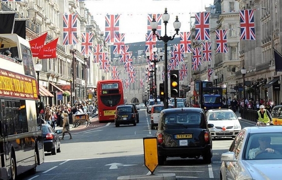 Katar Kraliyet Ailesi, İngiltere’nin en pahalı evlerini alırken damga vergisi ödemedi!