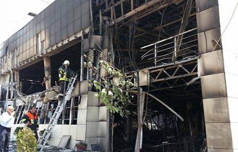 Vıva Alışveriş Merkezinde yangın çıktı!