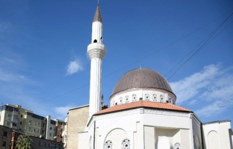 Arnavutluk'daki Lezha Merkez Camisi'ni TİKA yeniledi!