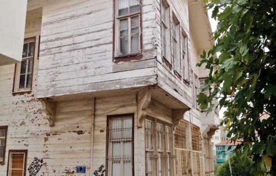 Tarihi Çalıkuşu konağı kül oldu!