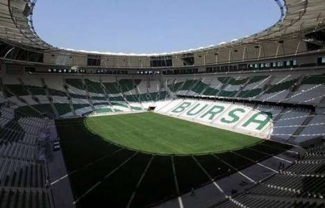 Timsah Arena Stadı'nın açılışı ertelendi!