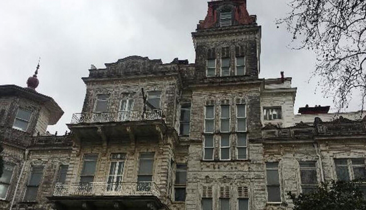 Tarihi Perili Köşk 449 milyon liraya icradan satıldı!