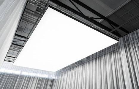 Philips’ten mağaza aydınlatmaları için yeni ürün: OneSpace Luminous Ceiling!