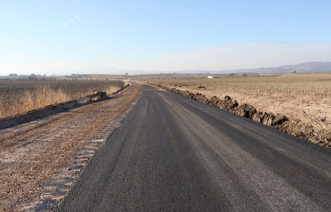 Manisa Tekeliler'de yol çalışmaları başladı! 