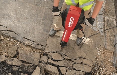 Hilti güçlü kırma özelliği olan TE 3000 AVR makinasını geliştirdi!