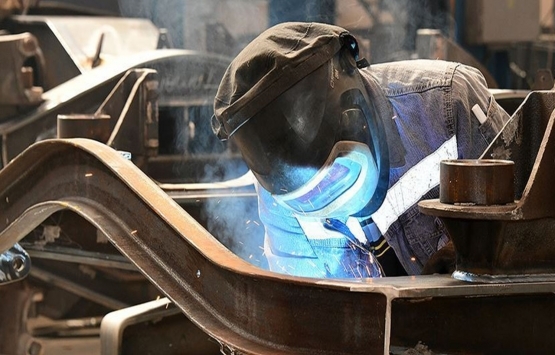 Sanayi üretimi nisanda azaldı!