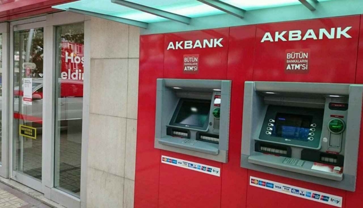 Nisan ayında şampiyon Akbank oldu! Akbank promosyon ücretleri emeklilerin yüzünü güldürecek