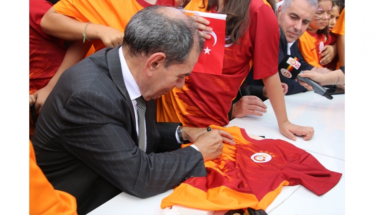 Galatasaray Hatay da 100 kalıcı konut yaptırıyor!