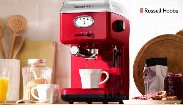 Russell Hobbs 28250-56 Retro Red Espresso Makinesi’nin fiyatı Hepsiburada’da resmen dibi gördü!