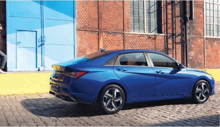 Hyundai Elantra fiyatları inanılmaz! İşte 30 Mart 2022 Fiyat listesi!