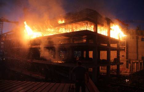 bayraklıda yangın mı çıktı