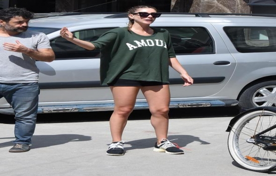 Şeyma Subaşı, Bebek te açacağı kafenin inşaatını teftiş etti!