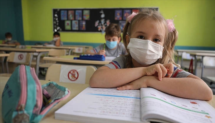 Öğrencilerin okula başlama maliyeti dört kat arttı! Veliler kara kara düşünüyor! 12 bin 500 TL yi gözden çıkaracaklar!