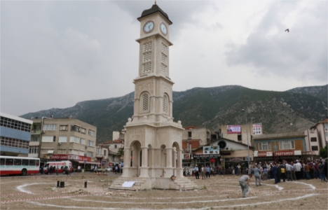 Cengiz Ergün Saat Kulesi Meydanı'nı inceledi!