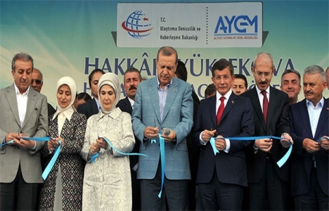 Hakkari Selahaddin Eyyubi Havalimanı hizmete açıldı!