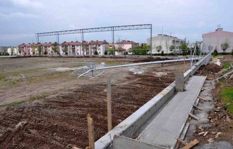 Kartepe Arslanbey Futbol Sahası'nda çalışmalar devam ediyor!