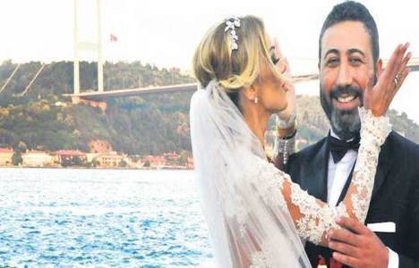  Petek Dinçöz ve Serkan Kodaloğlu Tarabya'dan yeni ev aldı!