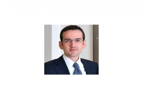 Evren Ünver kimdir?