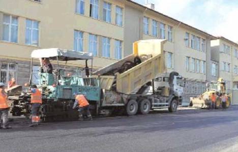Ankara'da 49 okulun bahçesine asfalt çalışması yapılıyor!