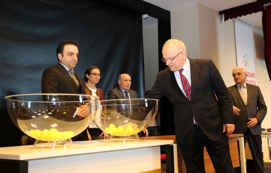 Emekevler Atapark Konutları'nın kuraları çekildi!