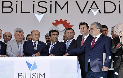 Kocaeli Bilişim Vadisi nin temeli atıldı!
