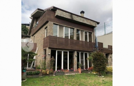 Çağla Şikel Balmumcu daki villasını 11 milyon TL ye satıyor!
