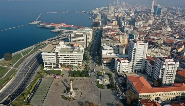 İzmir deki en pahalı kiralık evin fiyatı dudak uçuklattı! Görenler satılık zannediyor!