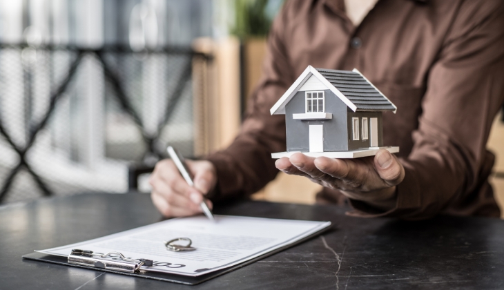 1 yıllık kira sözleşmesi bitince ev sahibi kiracıyı çıkarabilir mi?