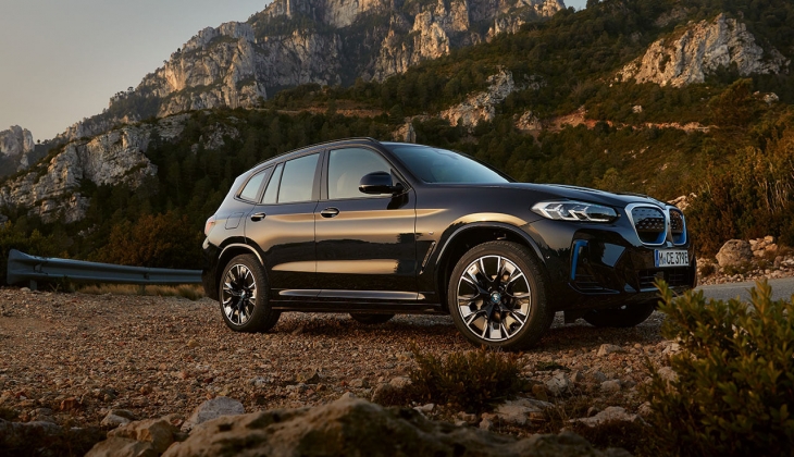 Sessiz güç BMW X3-İX3 2023 fiyatları araştırılıyor! İşte 2023 08 Şubat fiyat listesi
