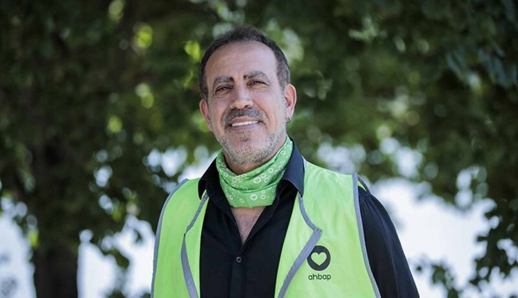 Haluk Levent açıkladı! Ahbap Derneği'nden depremzede öğrencilere 5 bin TL burs desteği! İşte detaylar...