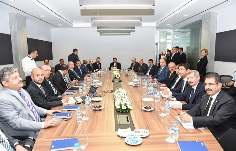 Vasip Şahin Salı Pazarı Liman çalışması hakkında bilgi aldı!