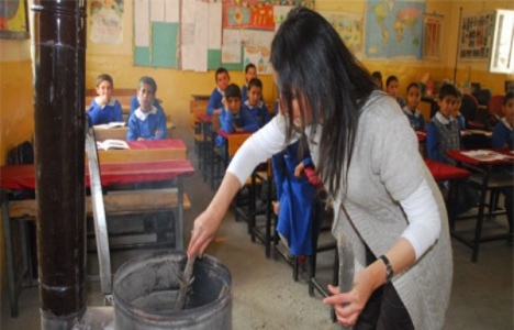 Devlet Doğu'ya giden öğretmene ev verecek!