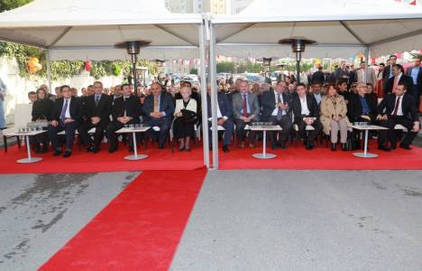 Ümraniye Mahmut Celalettin Ökten Gençlik Kültür ve Eğitim Merkezi açıldı!