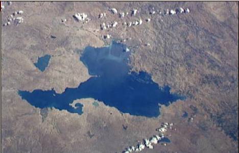 50 yılda Van Gölü kadar su kaynağımızı kaybettik!