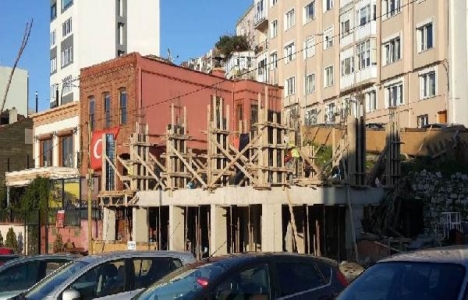 Bandrıma'da tescilli binanın yanındaki inşaata izin verildi!