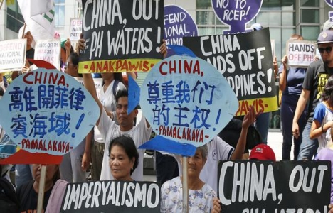 Çin'de yeni emlak düzenlemesine protesto!