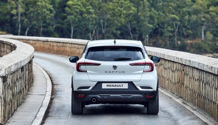 Sıfır kilometre Renault Captur 67 bin TL daha indirimli! İşte Renault Captur Nisan 2022 fiyat listesi…