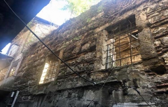Karaköy deki Yelkenciler Han bakımsızlıktan yıkılıyor!